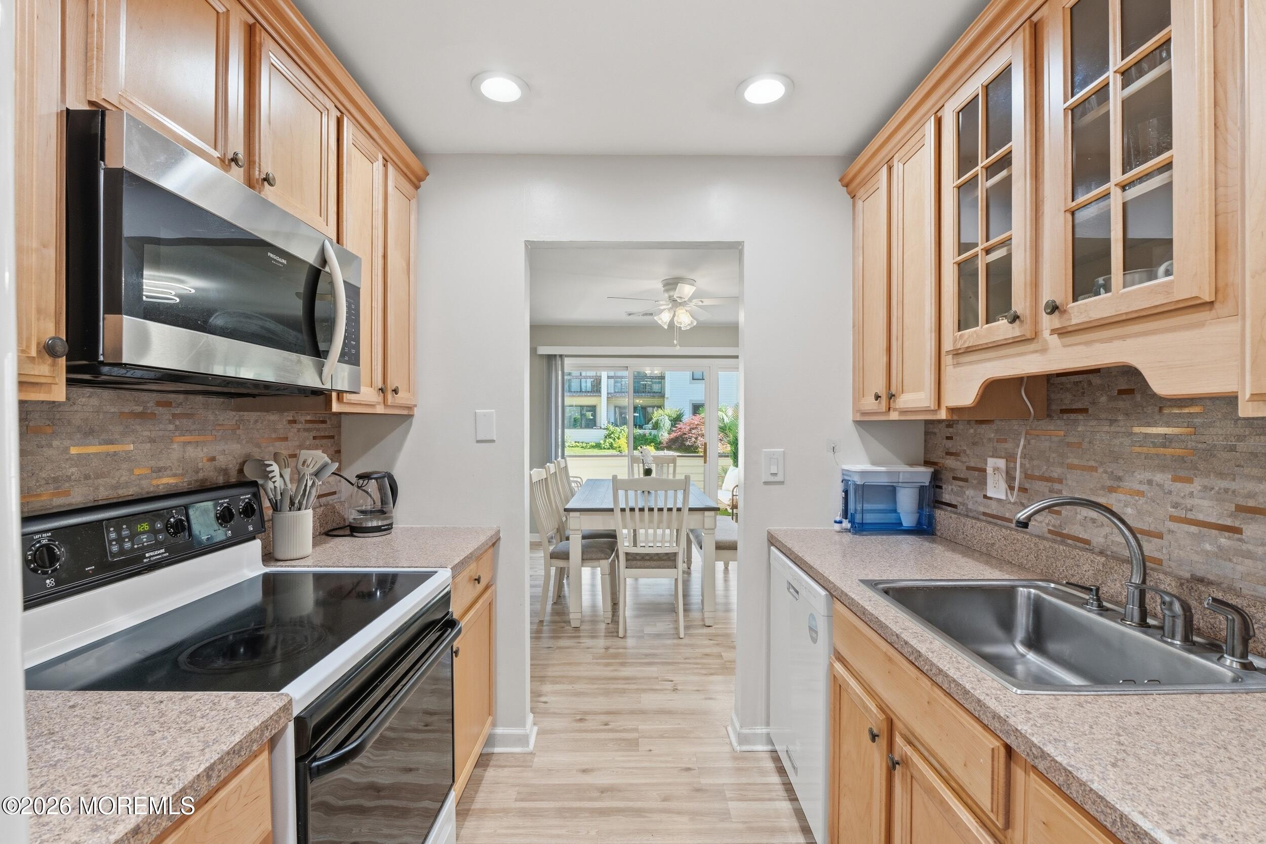 5 Avon Drive E East Windsor NJ 08520