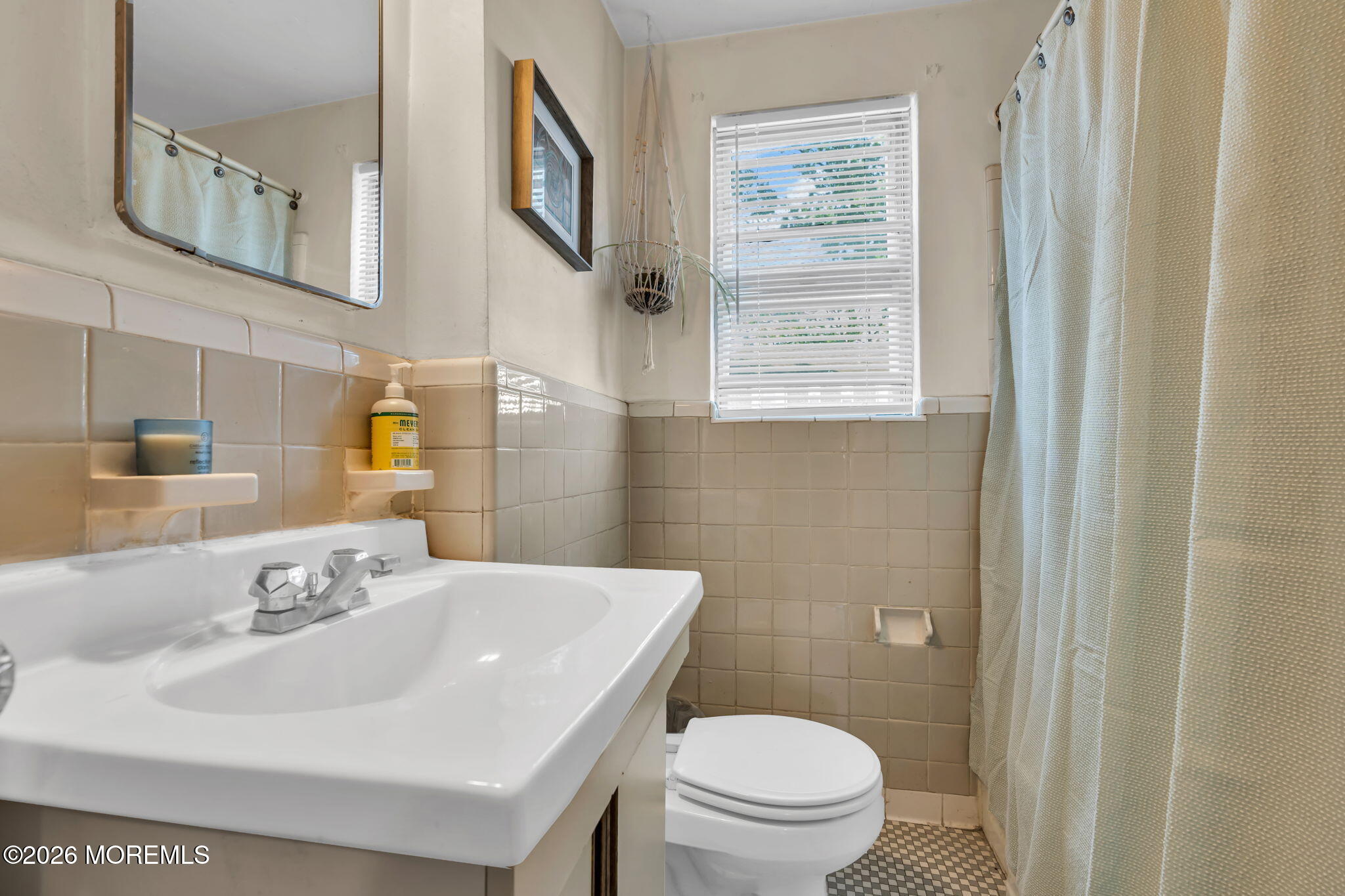168 Manor Drive Red Bank NJ 07701