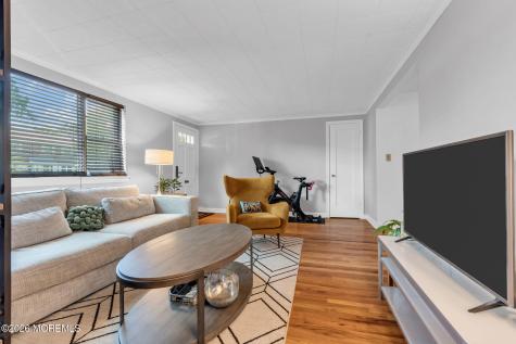 168 Manor Drive Red Bank NJ 07701