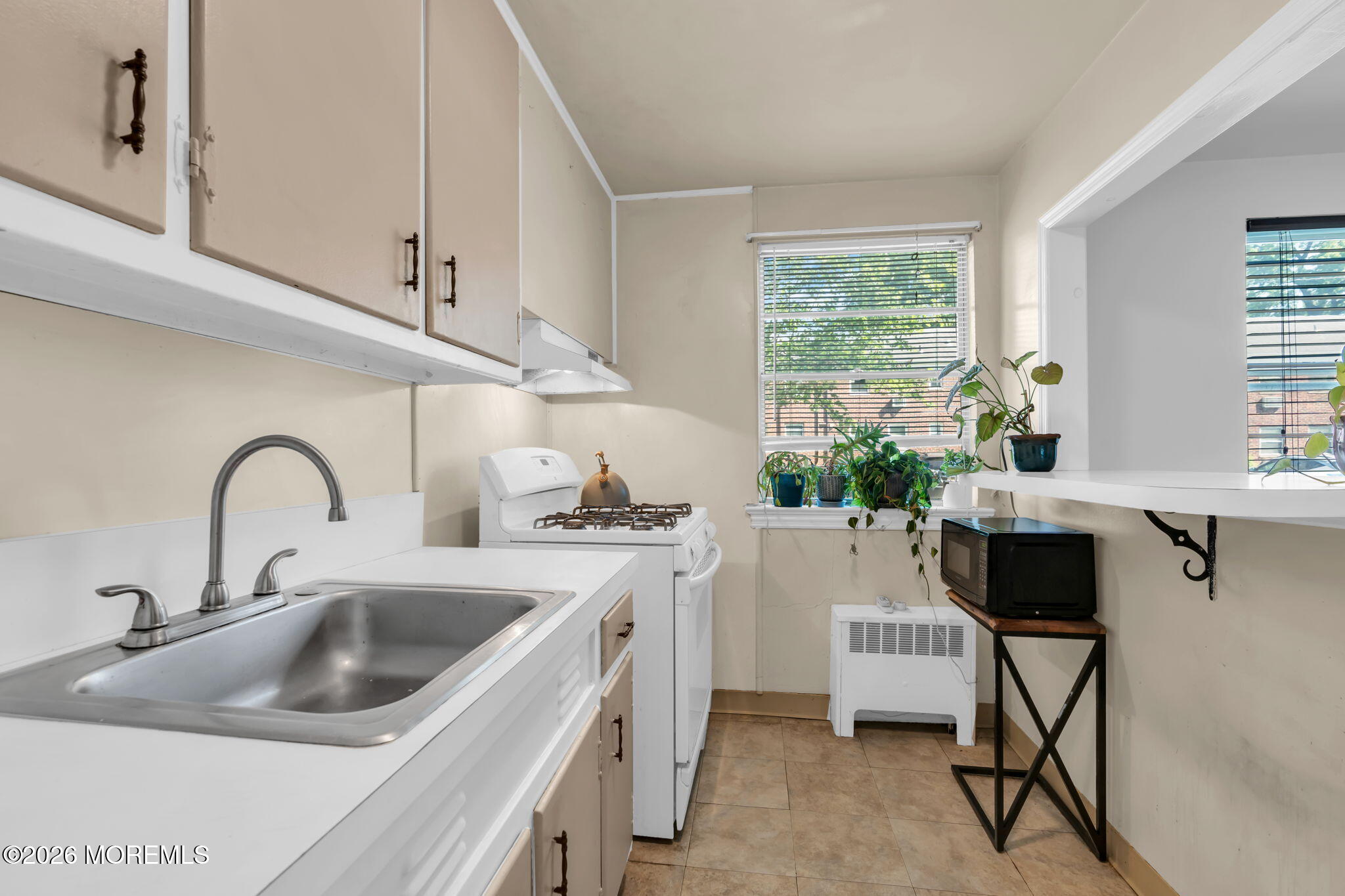 168 Manor Drive Red Bank NJ 07701