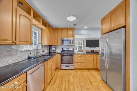 44 Rozalyn Lane Laurence Harbor NJ 08879