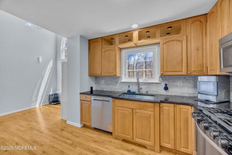 44 Rozalyn Lane Laurence Harbor NJ 08879