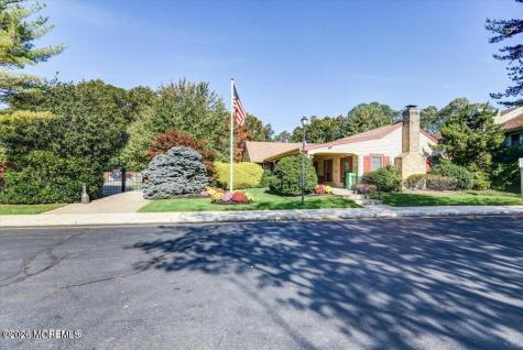 258 Grassmere Court Aberdeen NJ 07747
