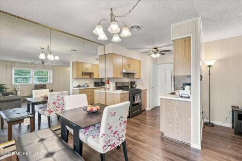 9 Gibraltar Court Barnegat NJ 08005