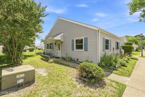 9 Gibraltar Court Barnegat NJ 08005