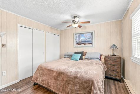 9 Gibraltar Court Barnegat NJ 08005
