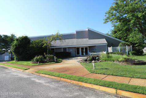 9 Gibraltar Court Barnegat NJ 08005
