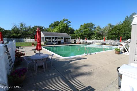 9 Gibraltar Court Barnegat NJ 08005