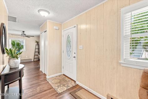 9 Gibraltar Court Barnegat NJ 08005