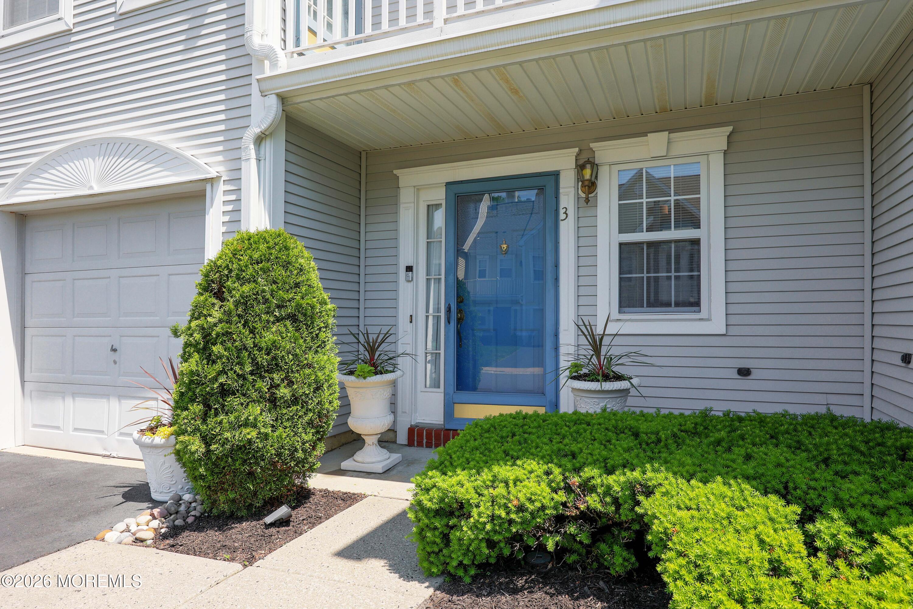 Holmdel NJ, 3 Oxford Road, Unit 328