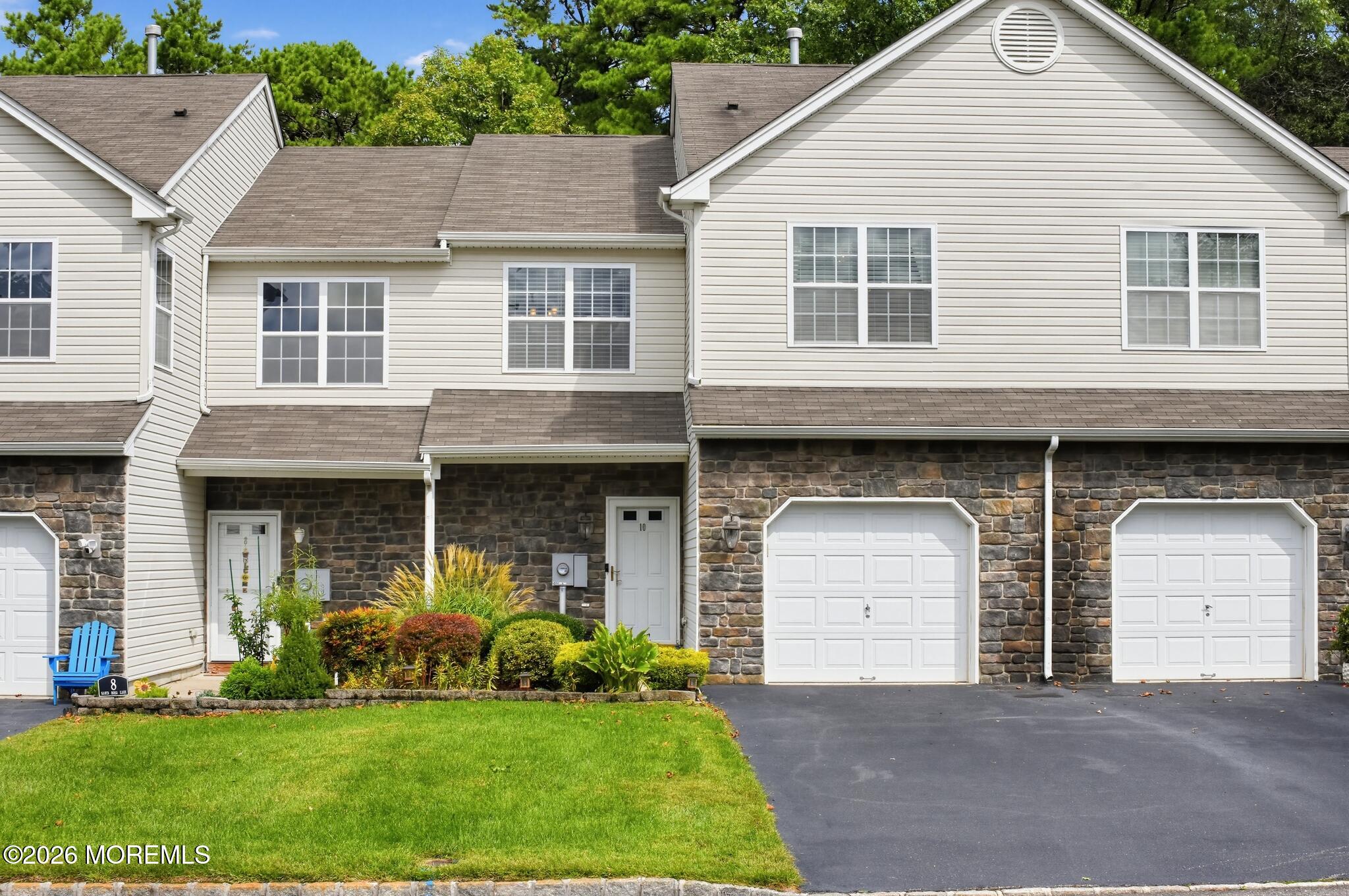 10 Santa Rosa Lane Tinton Falls NJ 07753