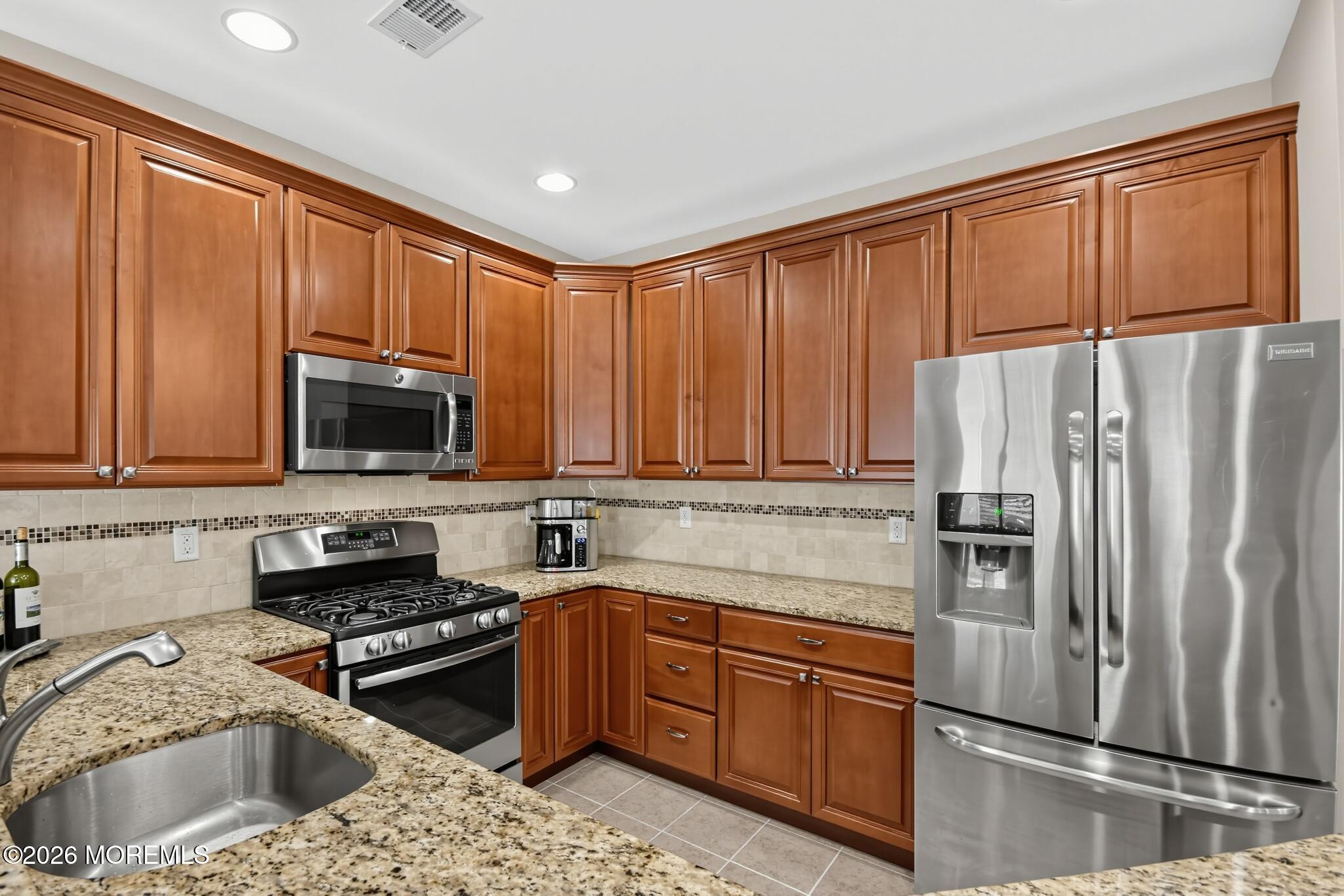10 Santa Rosa Lane Tinton Falls NJ 07753