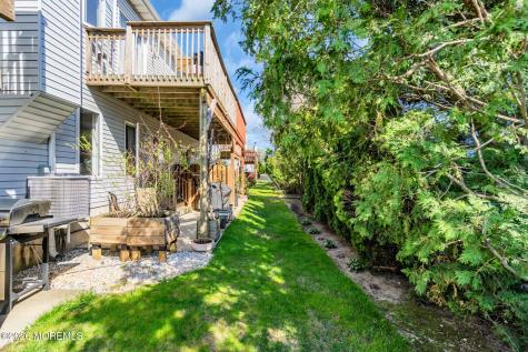 4 Bayview Court Long Branch NJ 07740