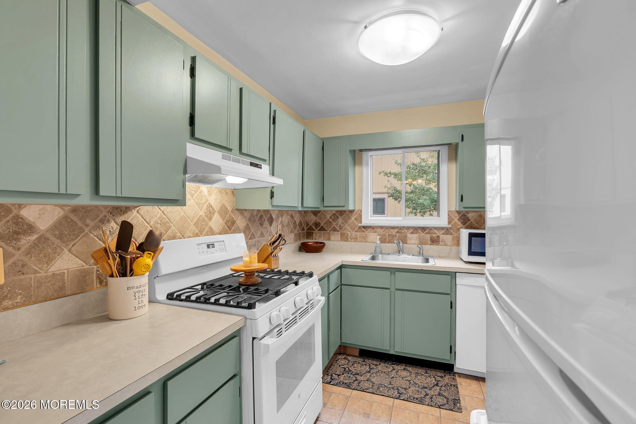 12 Alec Drive Howell NJ 07731