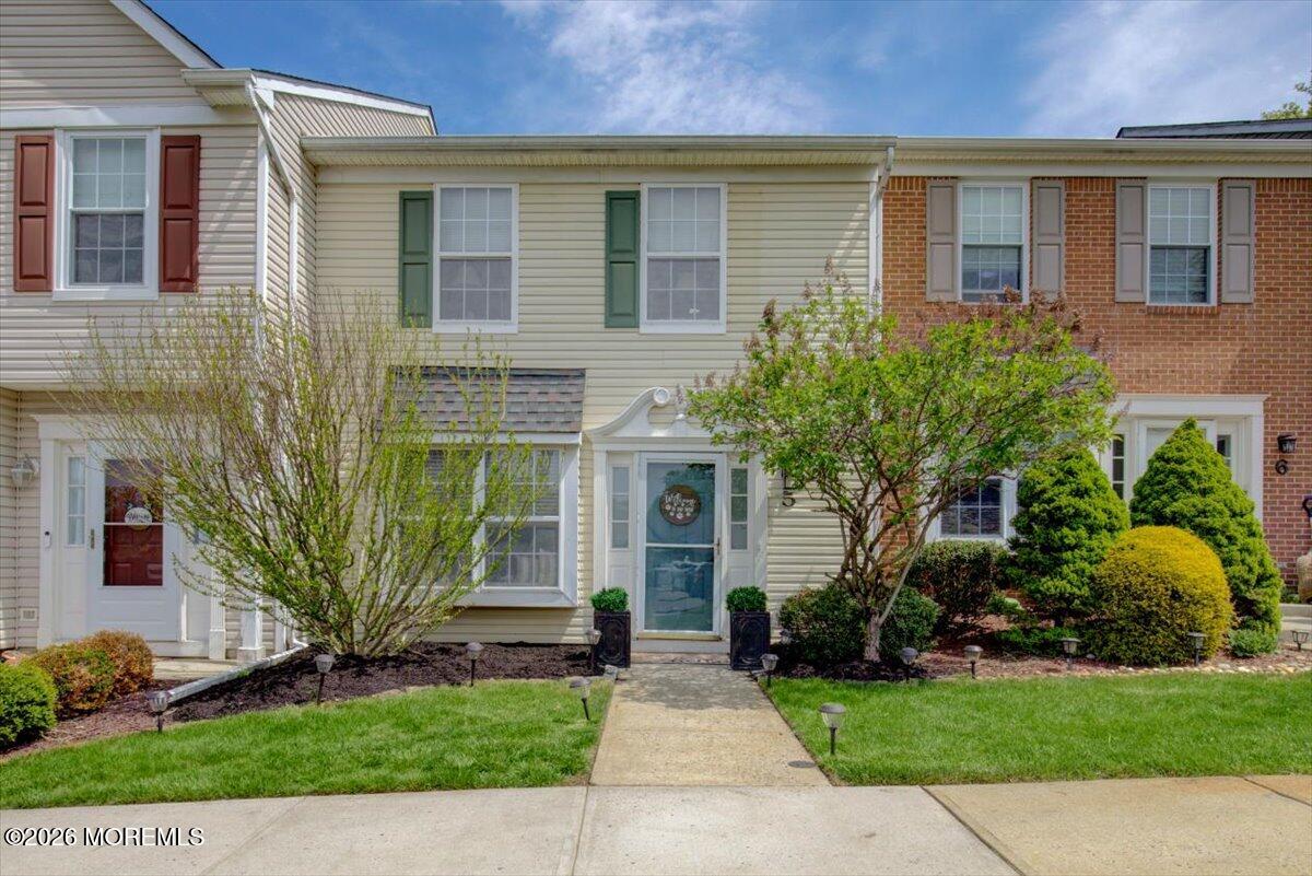 19 Haverford Court Freehold NJ 07728