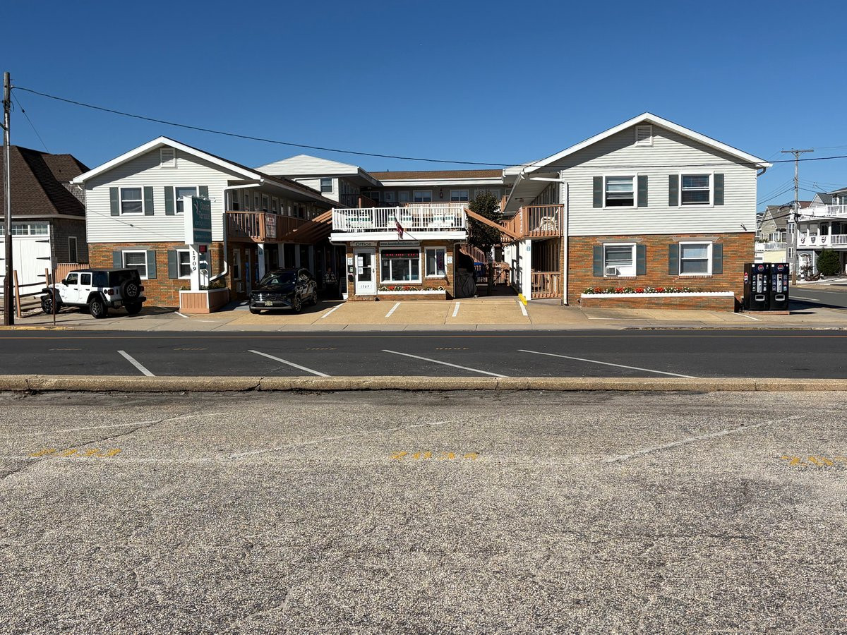 1709 N Ocean Avenue N Seaside Park NJ 08752