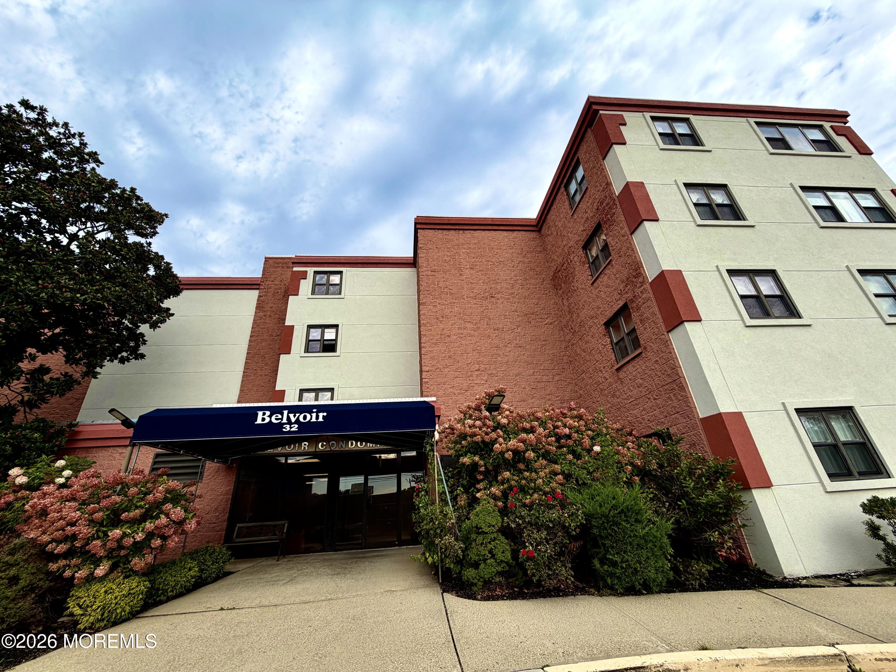 32 Center Avenue Atlantic Highlands NJ 07716
