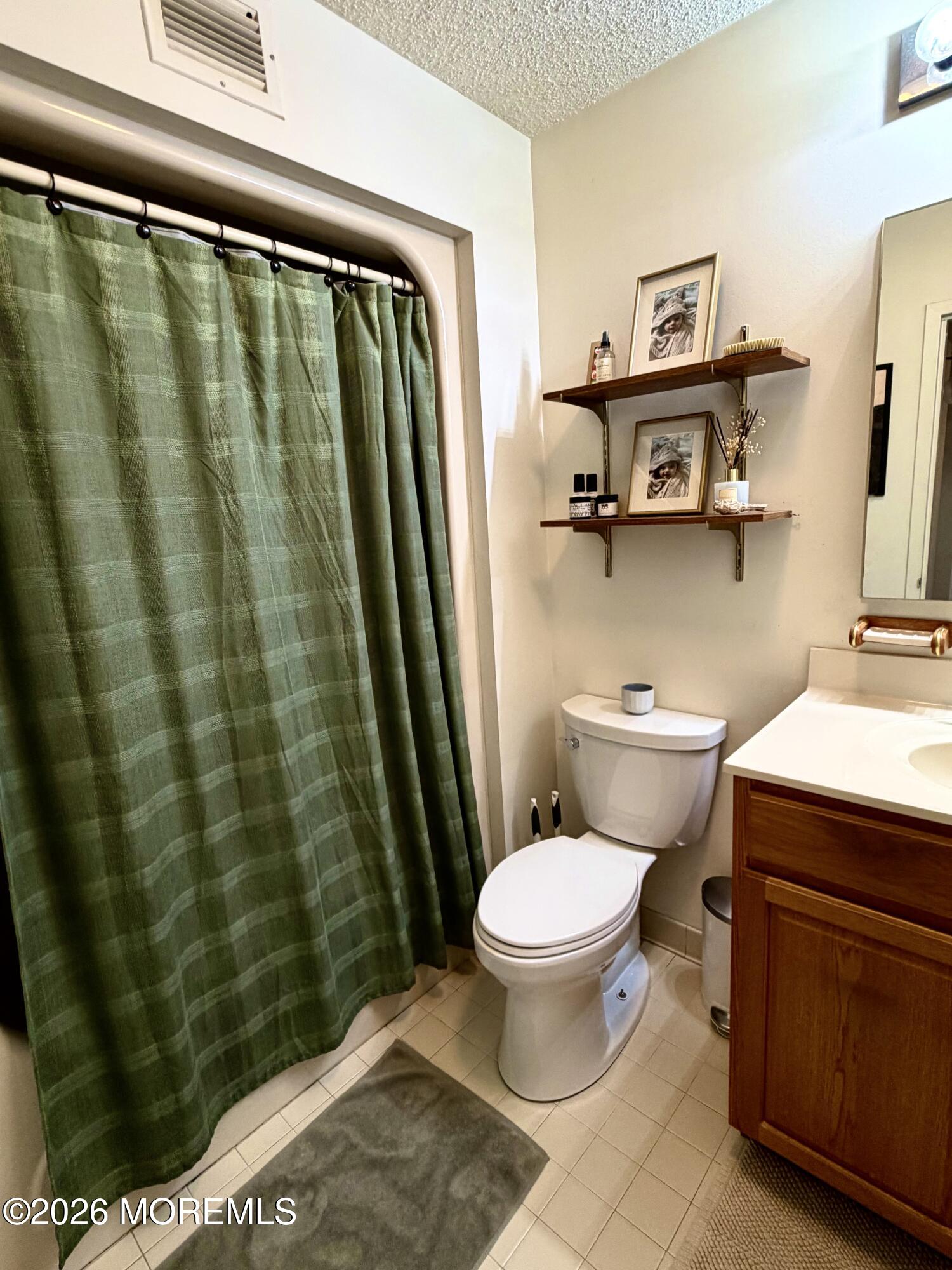 32 Center Avenue Atlantic Highlands NJ 07716