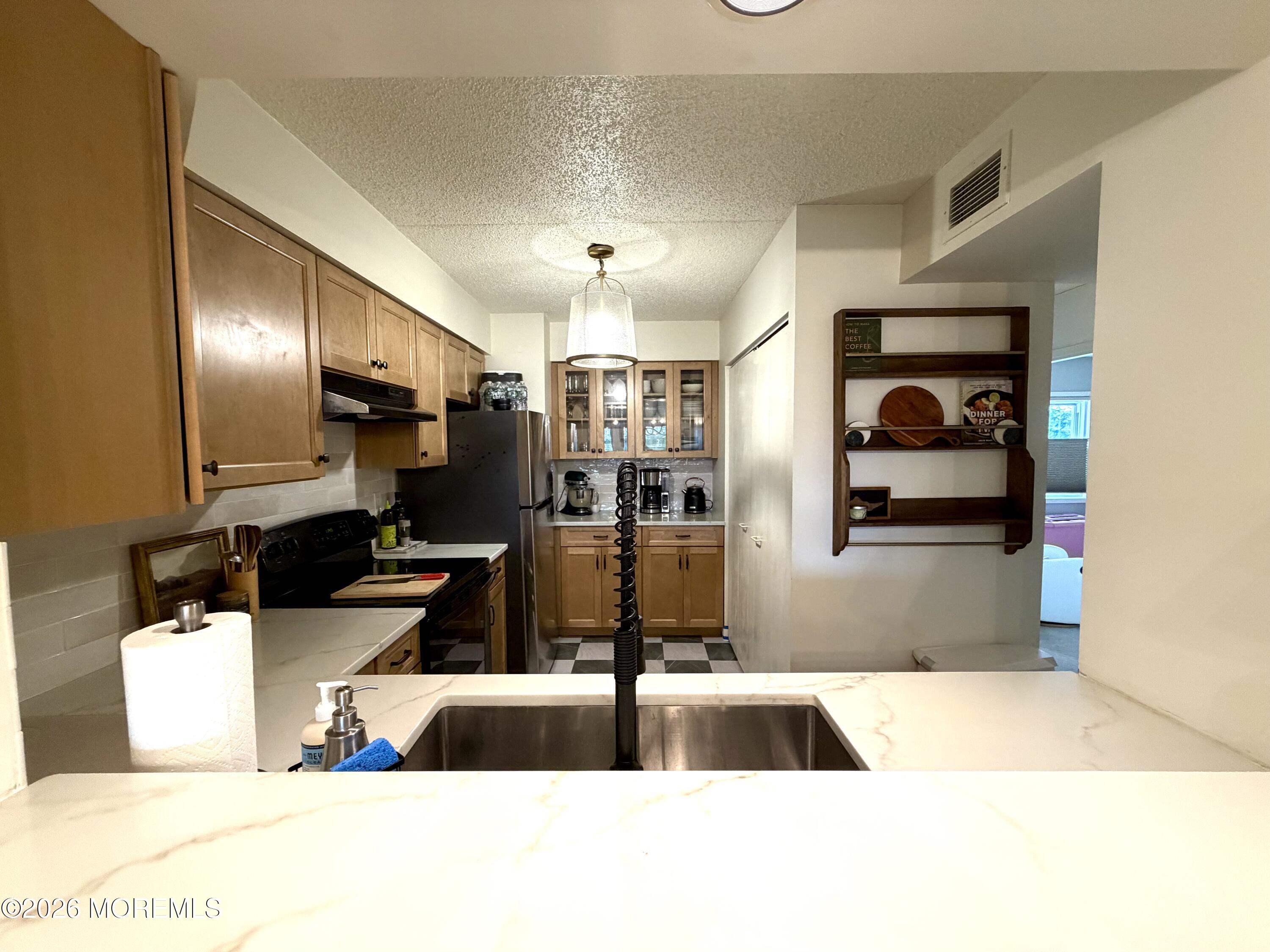 32 Center Avenue Atlantic Highlands NJ 07716