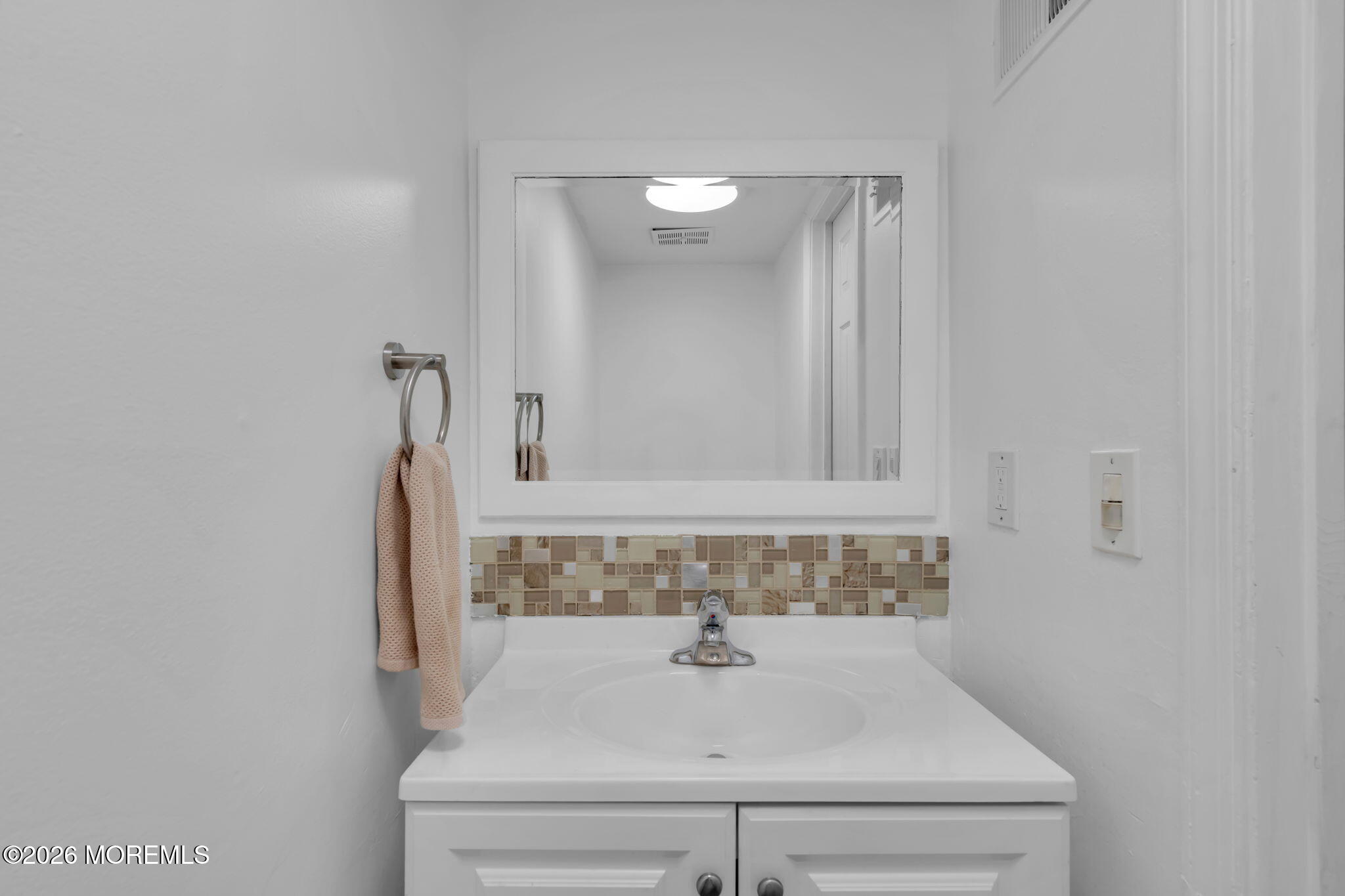 6 Independence Court Jackson NJ 08527