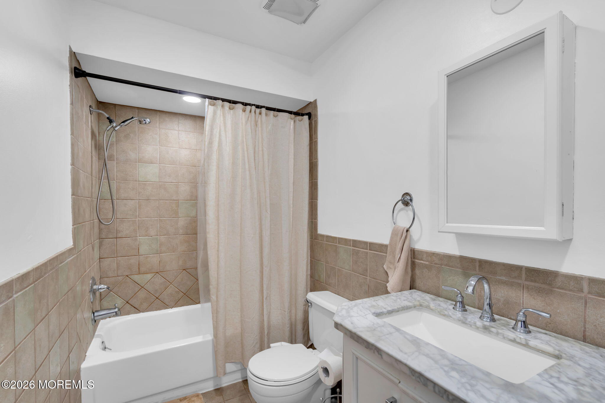 6 Independence Court Jackson NJ 08527