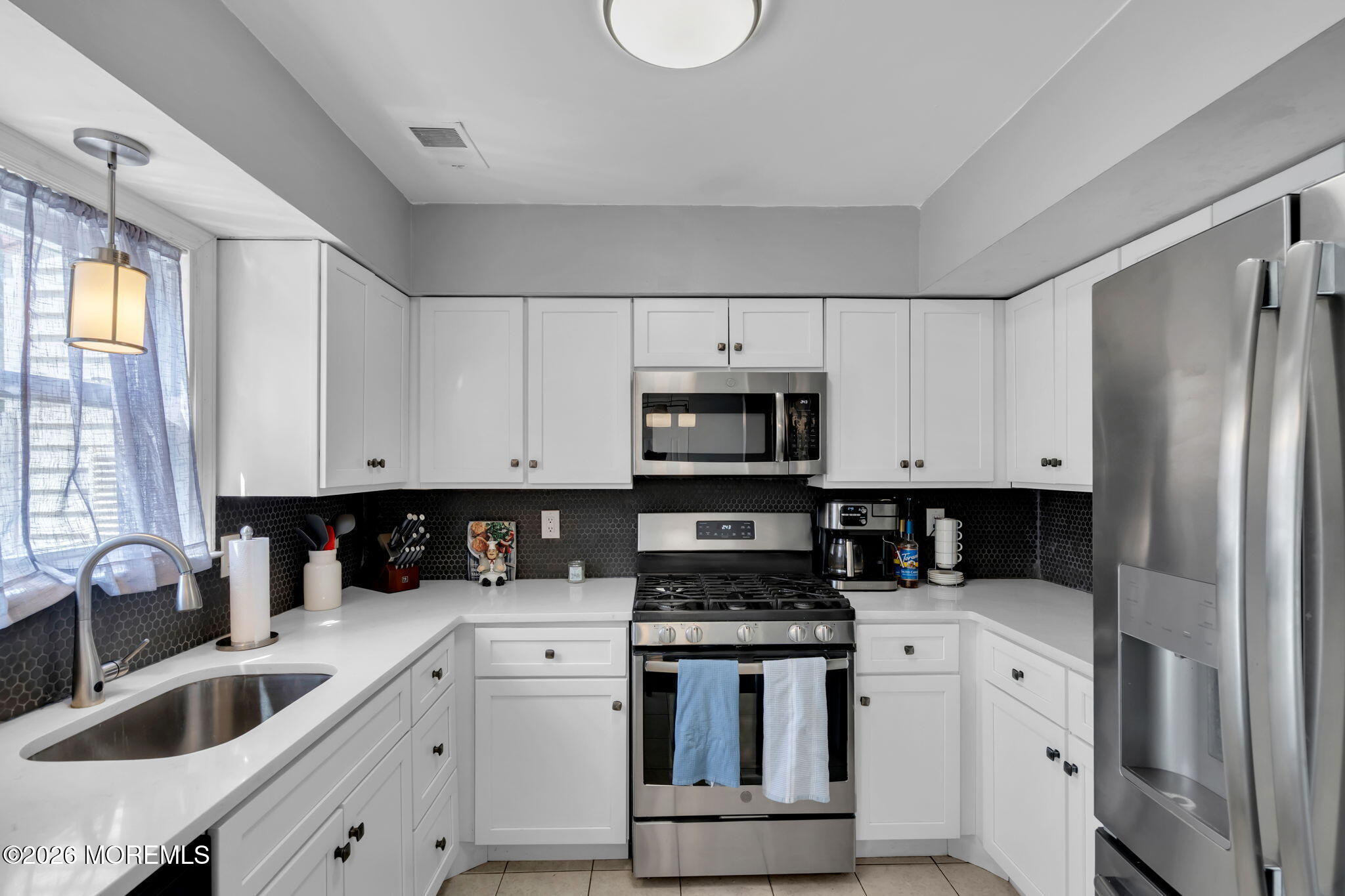 6 Independence Court Jackson NJ 08527