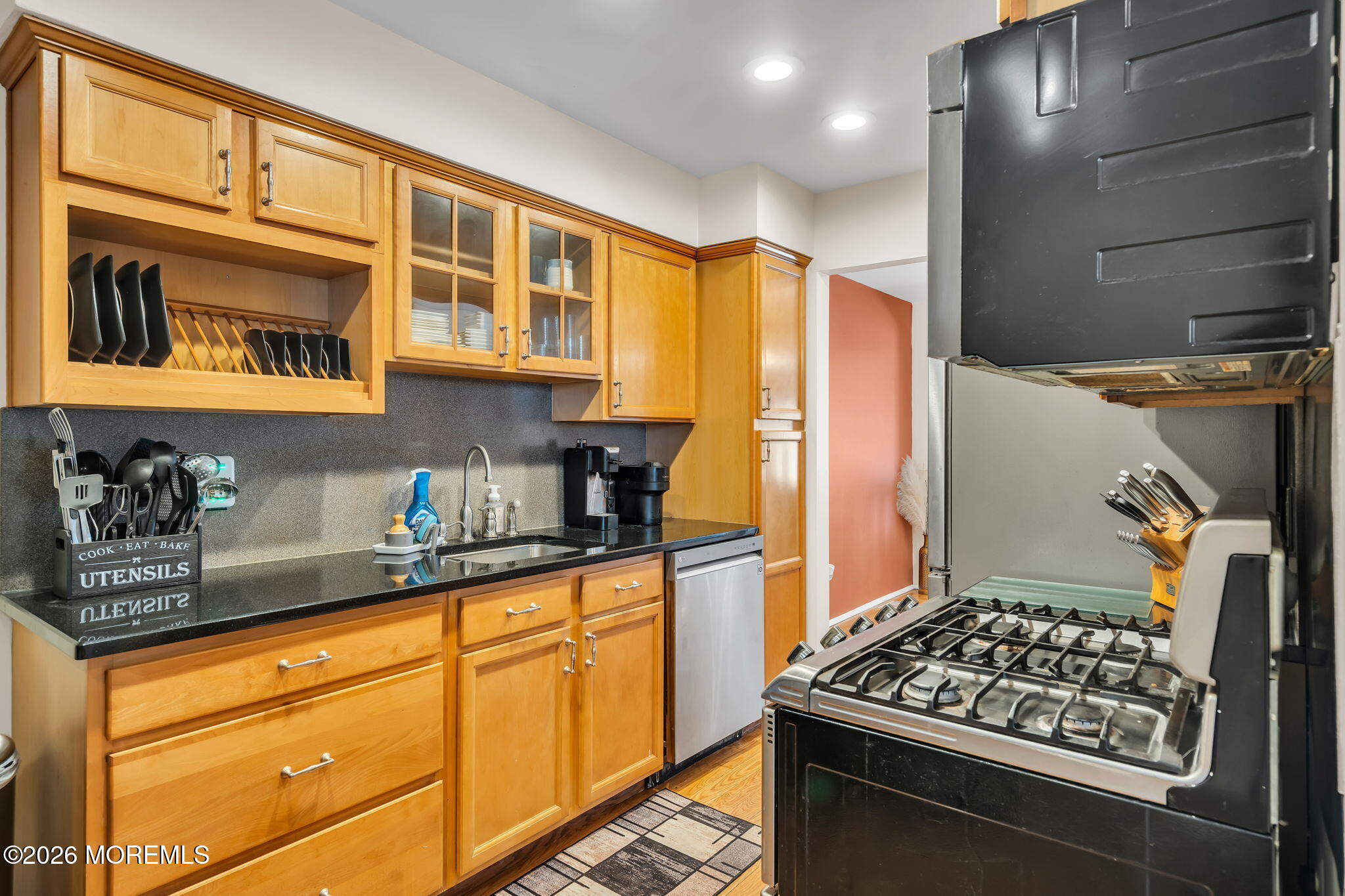 252 Longwood Drive Manalapan NJ 07726