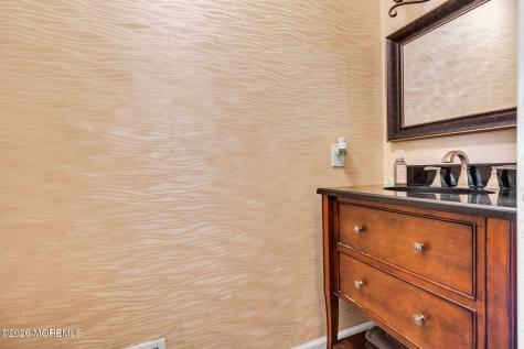 252 Longwood Drive Manalapan NJ 07726