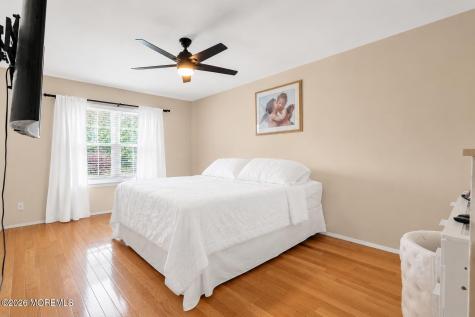 252 Longwood Drive Manalapan NJ 07726