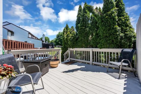 252 Longwood Drive Manalapan NJ 07726