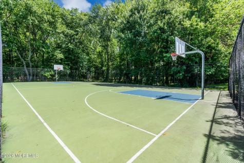 252 Longwood Drive Manalapan NJ 07726