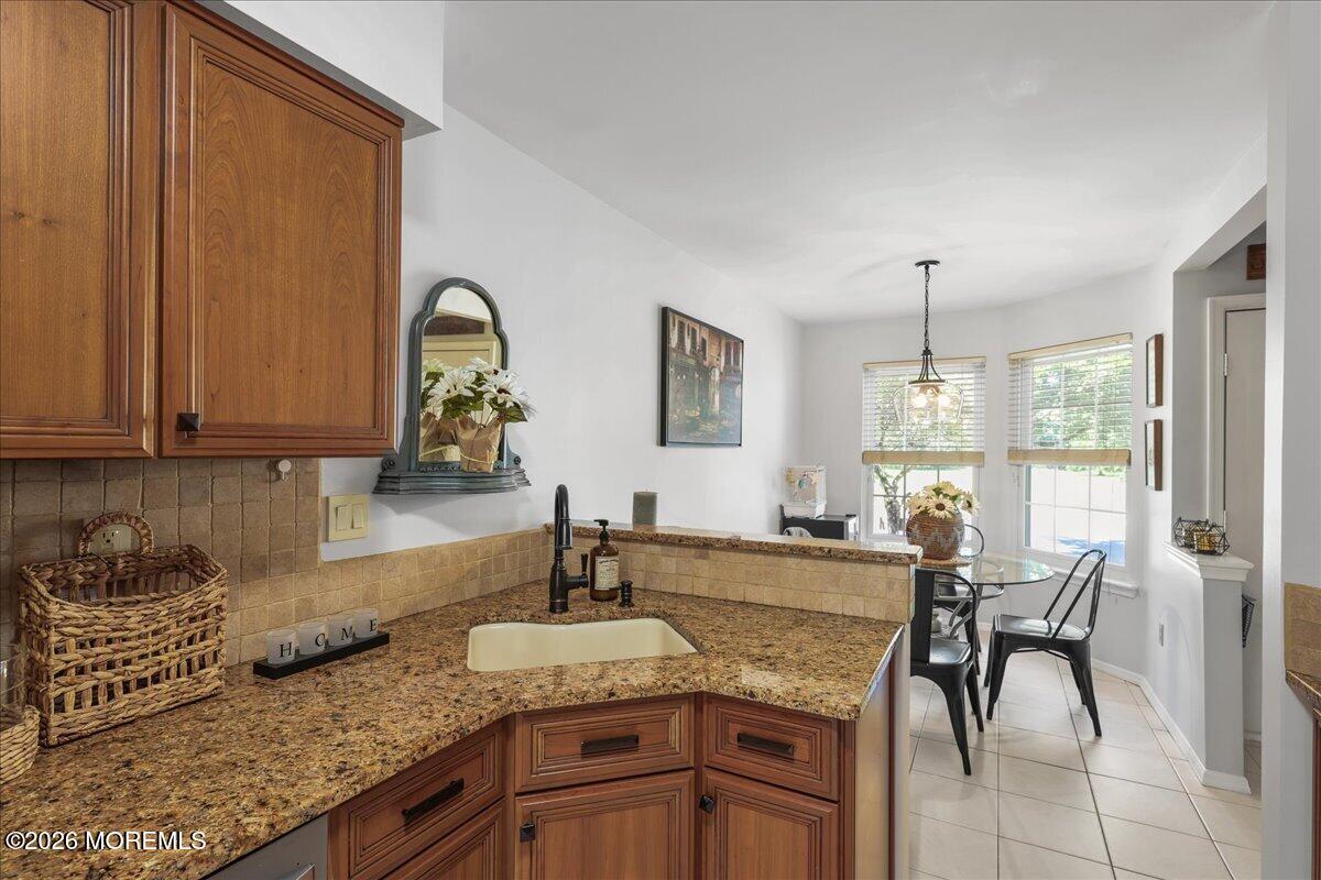288 Century Way Manalapan NJ 07726