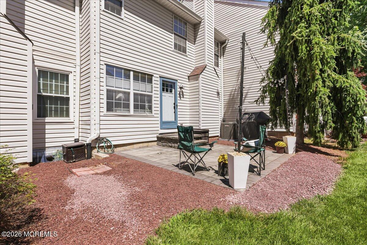 288 Century Way Manalapan NJ 07726