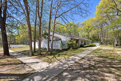 19 Driftwood Drive Little Egg Harbor NJ 08087