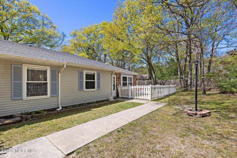 19 Driftwood Drive Little Egg Harbor NJ 08087