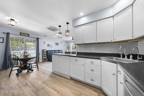 19 Driftwood Drive Little Egg Harbor NJ 08087