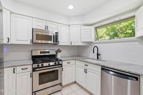 10 Sea Point Drive Point Pleasant NJ 08742