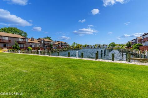 10 Sea Point Drive Point Pleasant NJ 08742