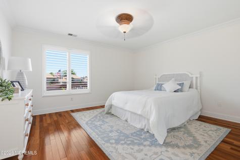 10 Sea Point Drive Point Pleasant NJ 08742
