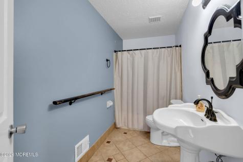 1801 Scarlet Oak Avenue Toms River NJ 08755