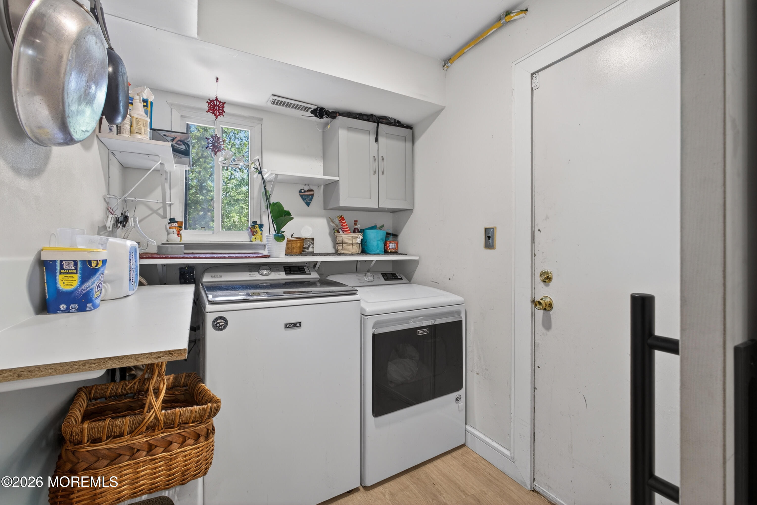 6 Swan Road Howell NJ 07731