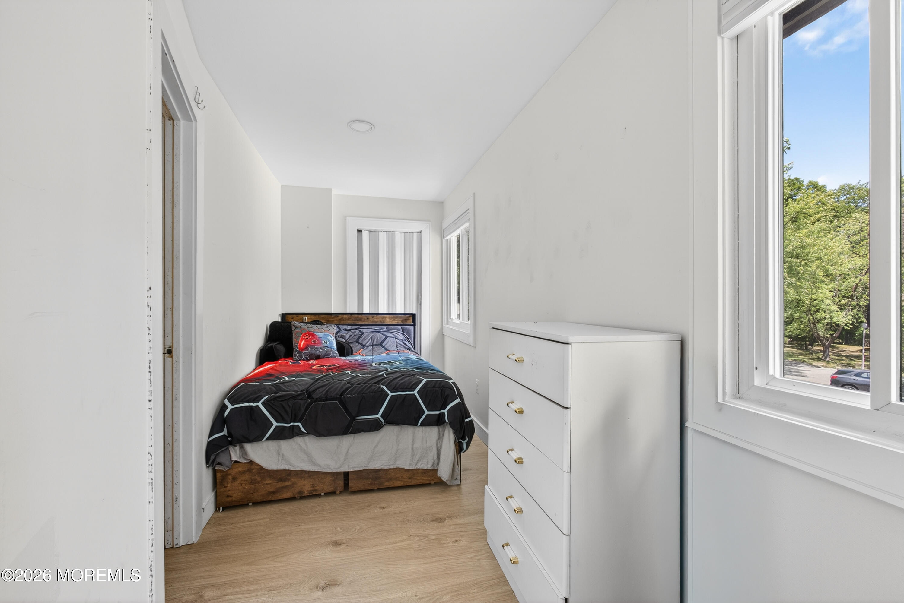 6 Swan Road Howell NJ 07731
