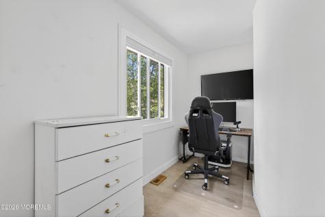 6 Swan Road Howell NJ 07731
