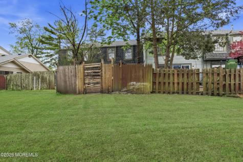 186 Coventry Drive Lakewood NJ 08701