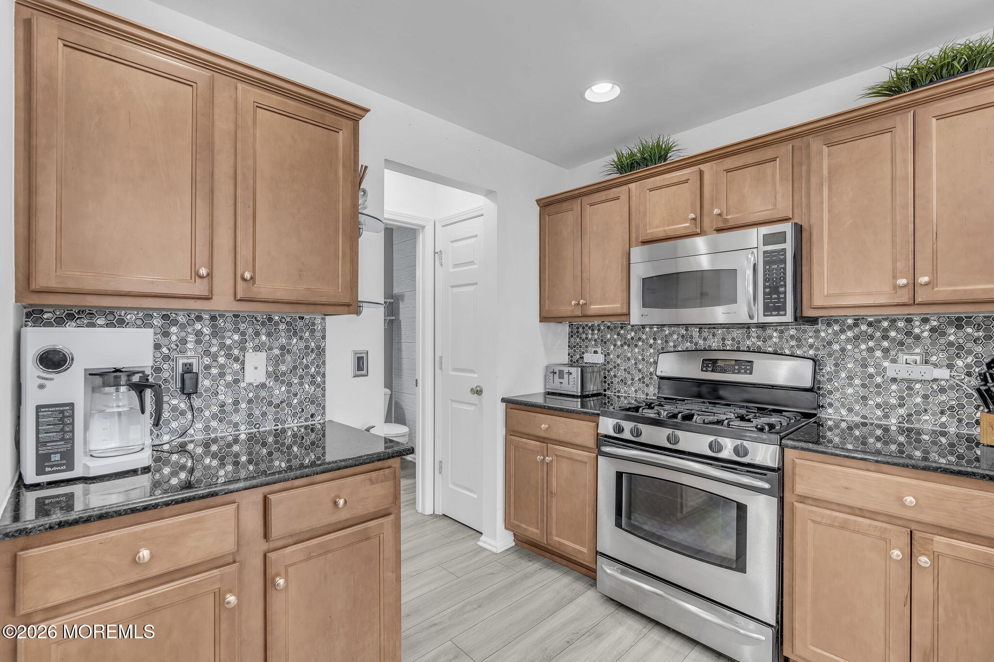 28 Raritan Reach Road South Amboy NJ 08879