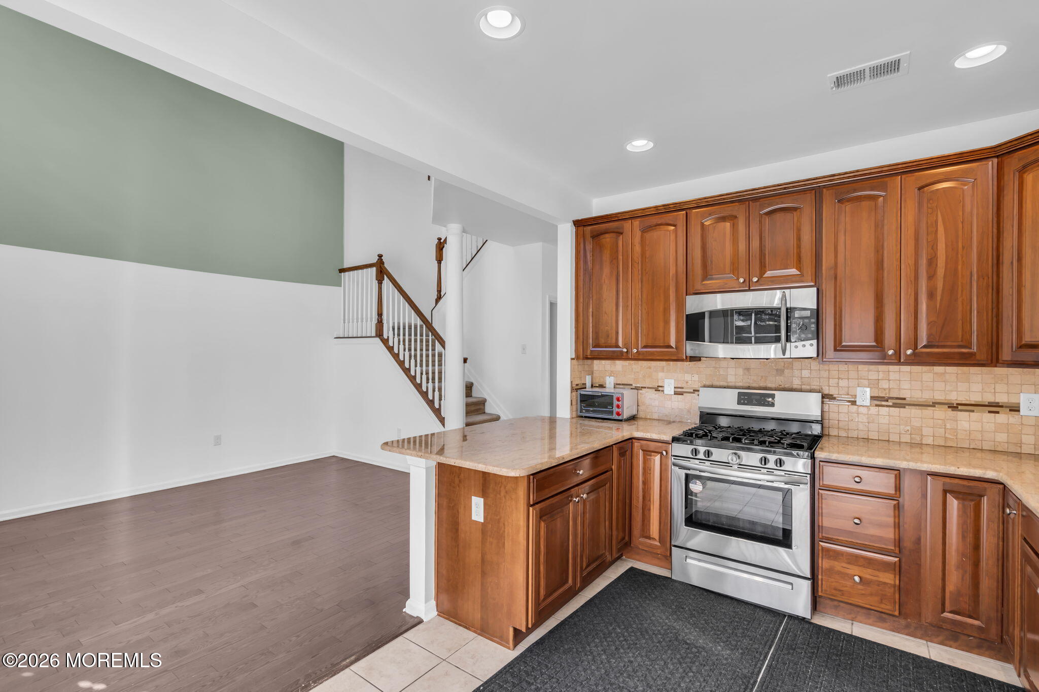 2464 Canterbury Lane North Brunswick NJ 08902