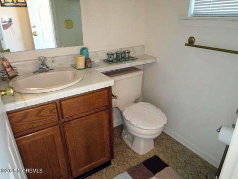 9 Birch Lane Eatontown NJ 07724