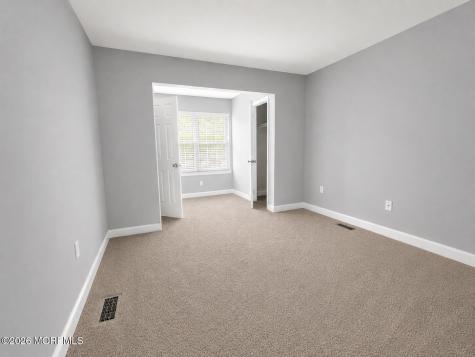 91 Delaware Lane Branchburg NJ 08876
