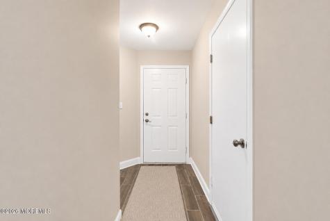 91 Delaware Lane Branchburg NJ 08876