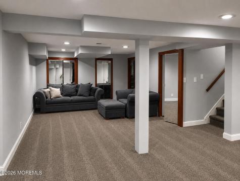 91 Delaware Lane Branchburg NJ 08876